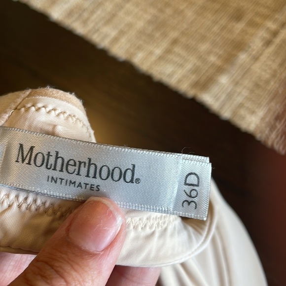 EUC Nursing Bra - Picture 3 of 6